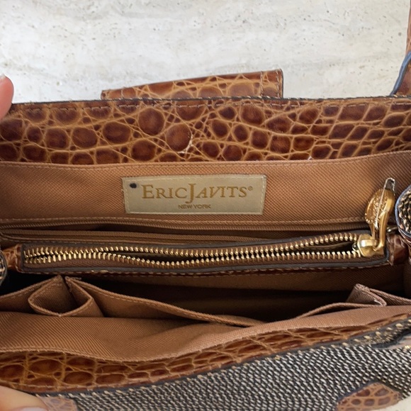 Eric Javits Raffia Shoulder Bag - Picture 4 of 4